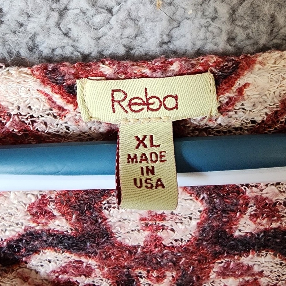 Reba Top Women XL Red Multi Paisley Rhinestone Asymmetrical Hem Long Sleeve - Picture 6 of 13